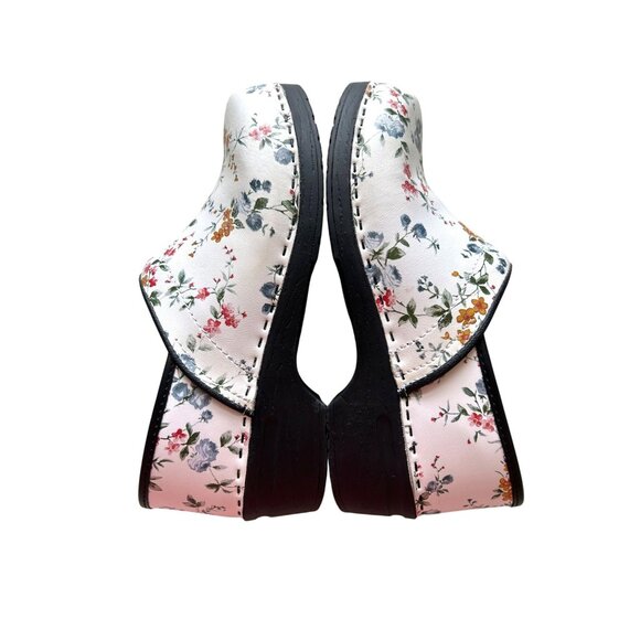 Bjork Women's Sz 42 Professional Linnea Flower Leather Clogs - Picture 8 of 12